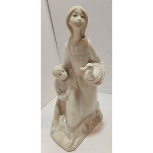 Vtg Lladro Woman Holding Goose W/Boy Afraid & Hiding Behind Her Figurine
